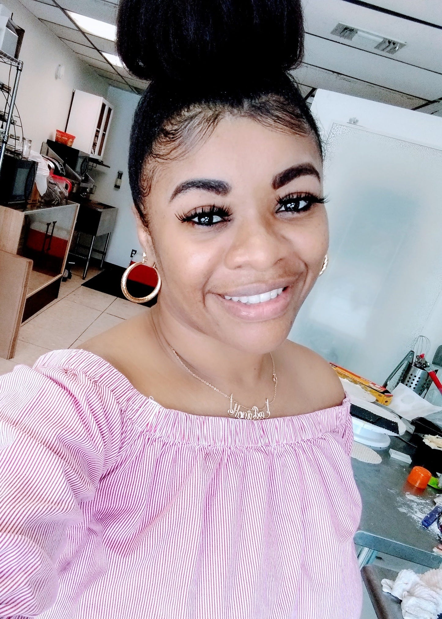 Hot Chocolate Bomb Making Class